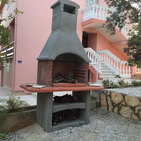 Family Friendly Seaside Prizba, Korcula - 10061 * プリズバ