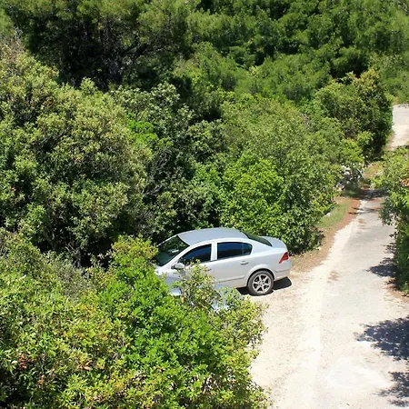 Family Friendly Seaside Prizba, Korcula - 10061 프리즈바