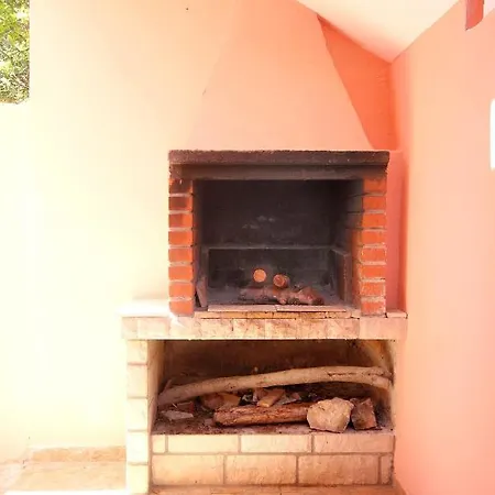 Family Friendly Seaside Prizba, Korcula - 10061 Apartman *