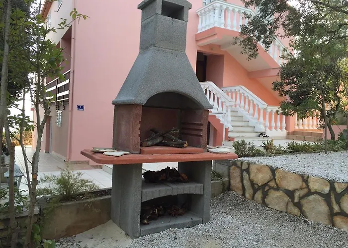 Family Friendly Seaside Prizba, Korcula - 10061 * 프리즈바