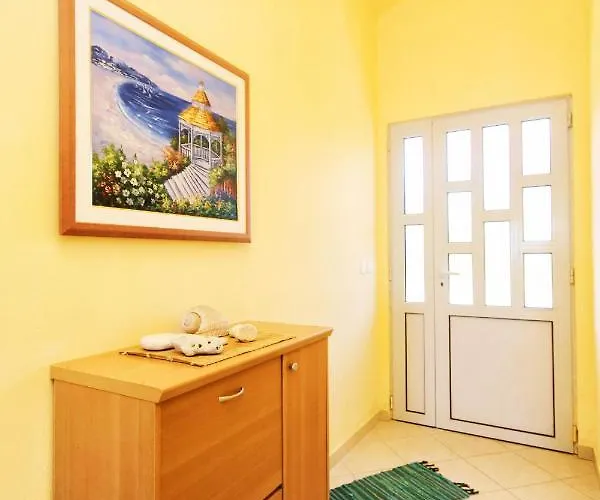 아파트 Family Friendly Seaside Prizba, Korcula - 10061 프리즈바