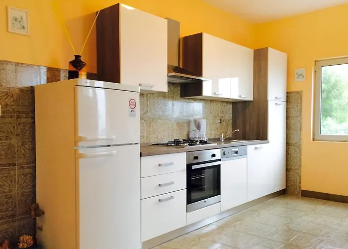 아파트 Family Friendly Seaside Prizba, Korcula - 10061 프리즈바