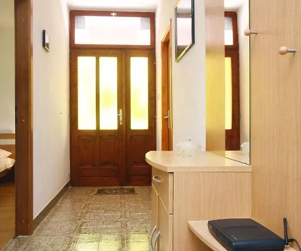 Family Friendly Seaside Prizba, Korcula - 10061