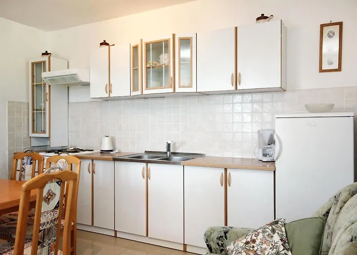 아파트 Family Friendly Seaside Prizba, Korcula - 10061 *